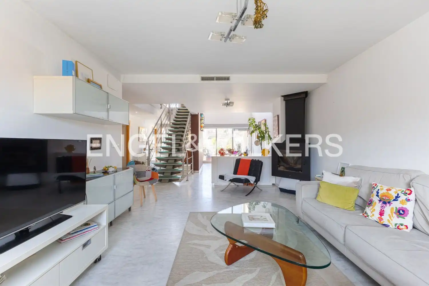 Sala de estar de Casa o chalet en venta en Benissanó con Aire acondicionado, Calefacción y Jardín privado