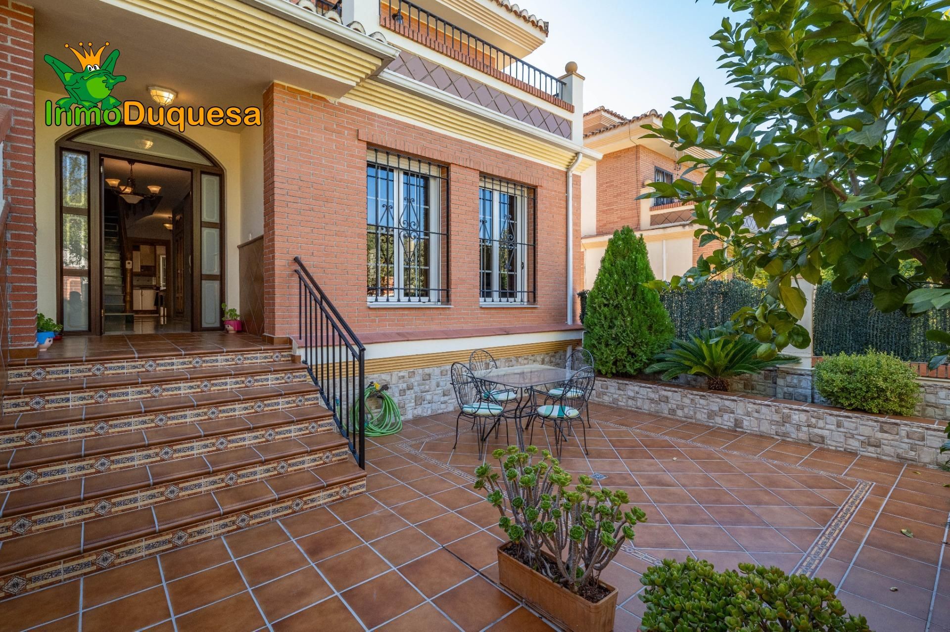 Terrassa de Casa adosada en venda en  Granada Capital amb Calefacció, Jardí privat i Terrassa