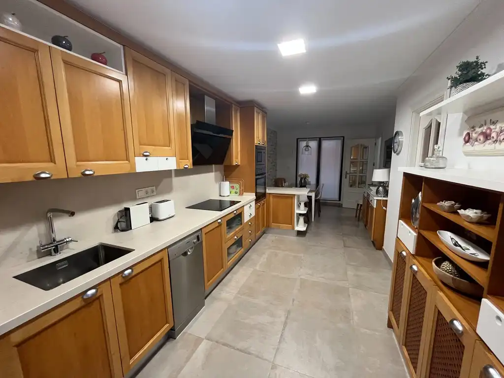 Cocina de Casa o chalet en venta en Albacete con Aire acondicionado, Calefacción y Jardín privado