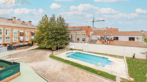 Foto 2 de Dúplex en venta en Calle del Torreón, Griñón, Madrid