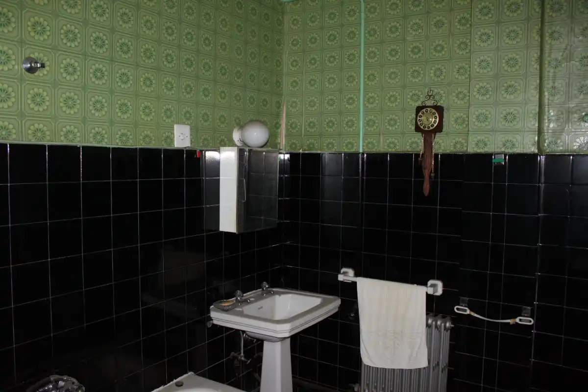 Baño de Edificio en venta en Cacabelos
