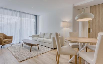 Wohnzimmer von Wohnung miete in  Barcelona Capital mit Klimaanlage, Heizung und Terrasse