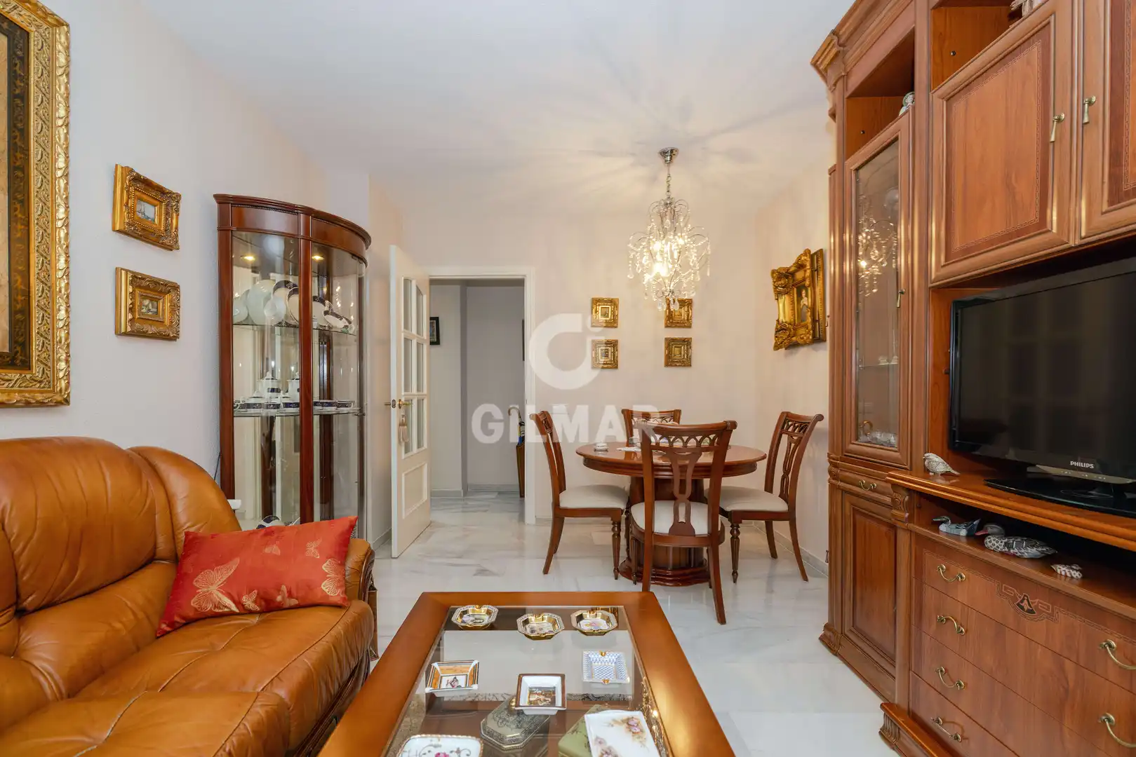 Außenansicht von Wohnung zum Verkauf in Benalmádena mit Privatgarten, Schwimmbad und Möbliert