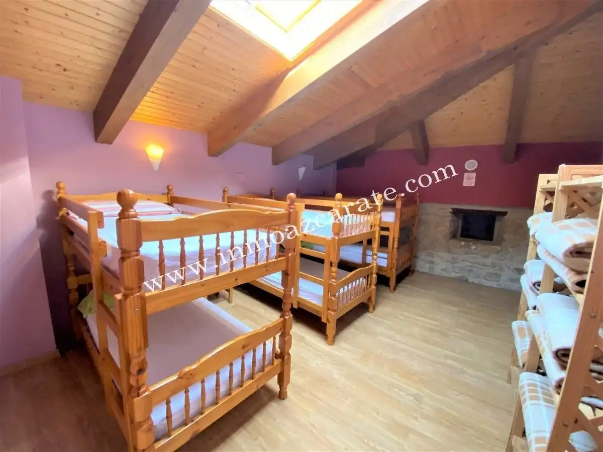 Habitación de Edificio en venta en Valle de Yerri / Deierri