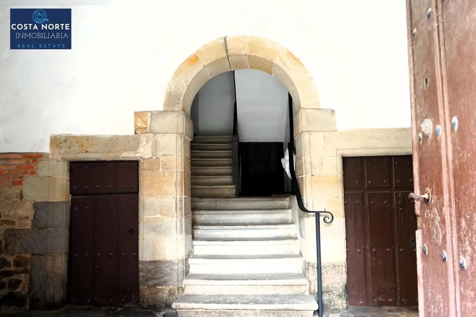 Edificio en venta en CARRERA, 17, Santillana del Mar