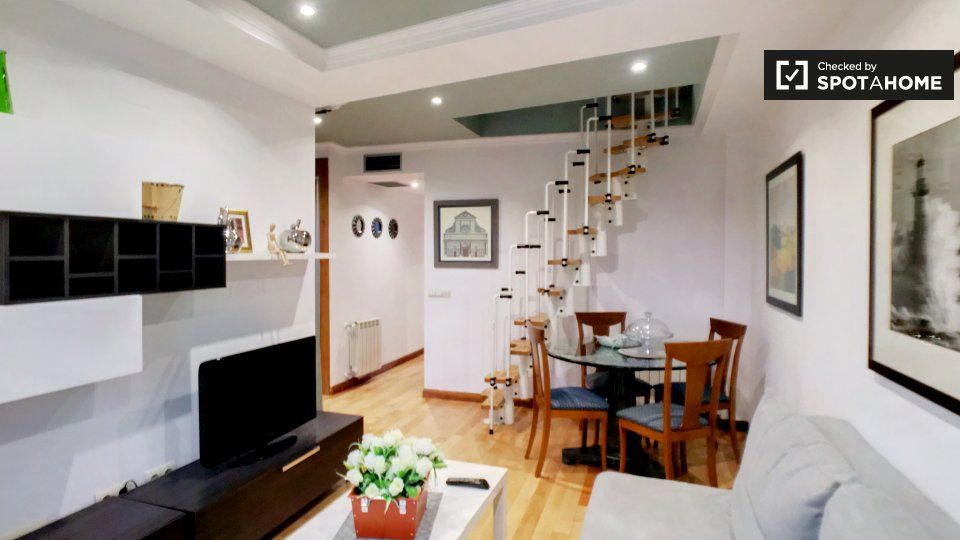 Flat to rent in Adelfas