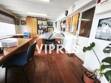 Local comercial en venda a Centro