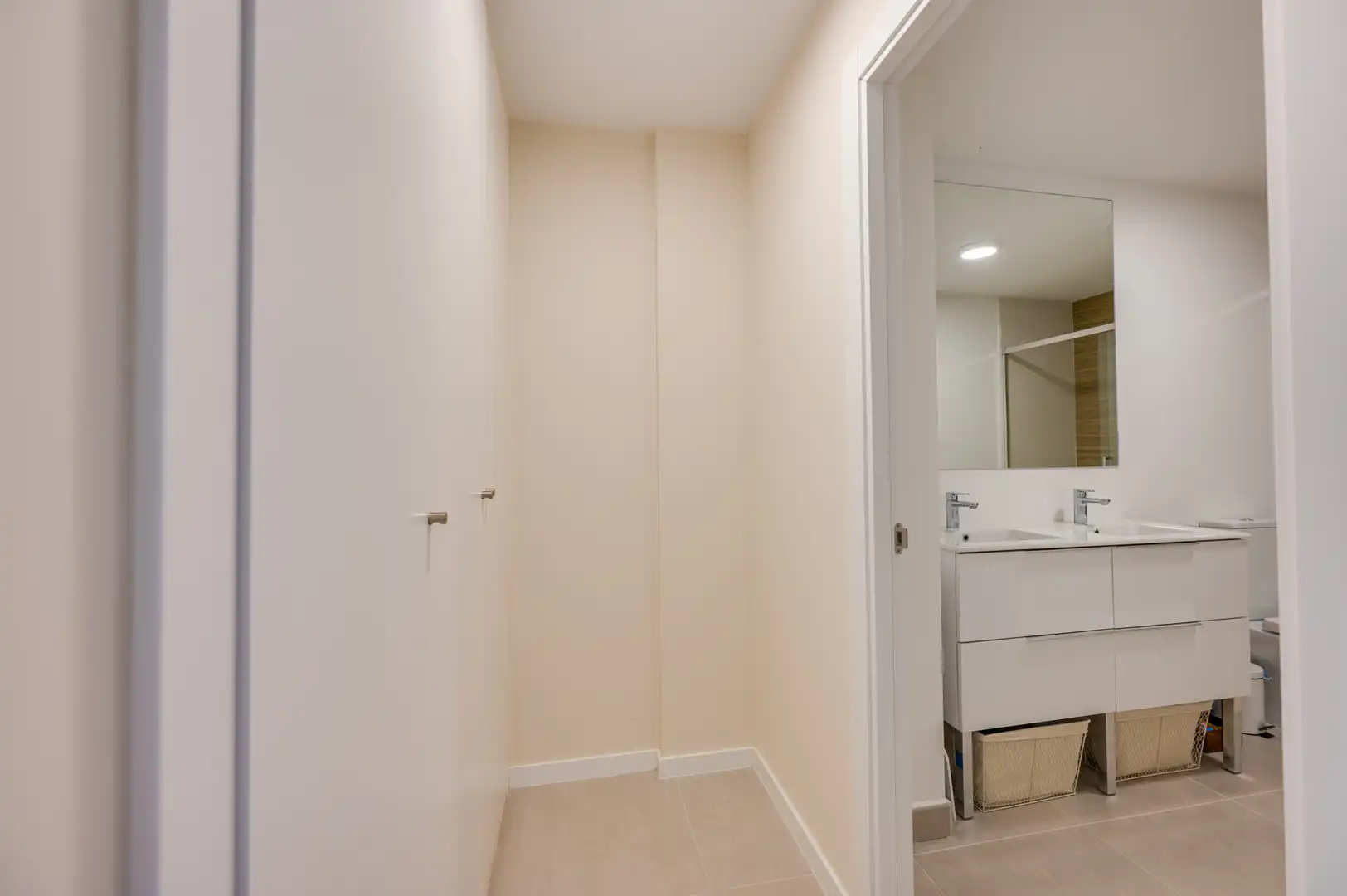 Ground floor for sale in Estepona  with Air Conditioner, Private garden and Terrace