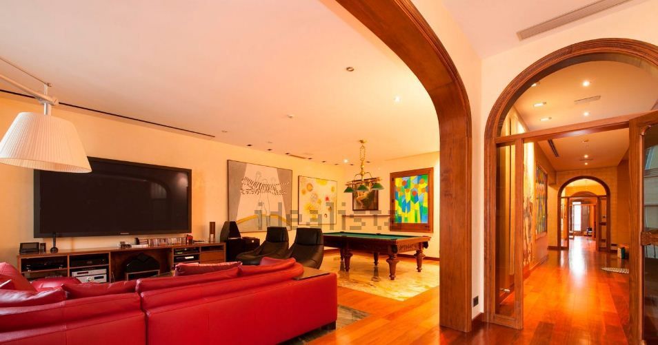 Sala d'estar de Pis en venda en  Barcelona Capital amb Aire condicionat, Calefacció i Parquet