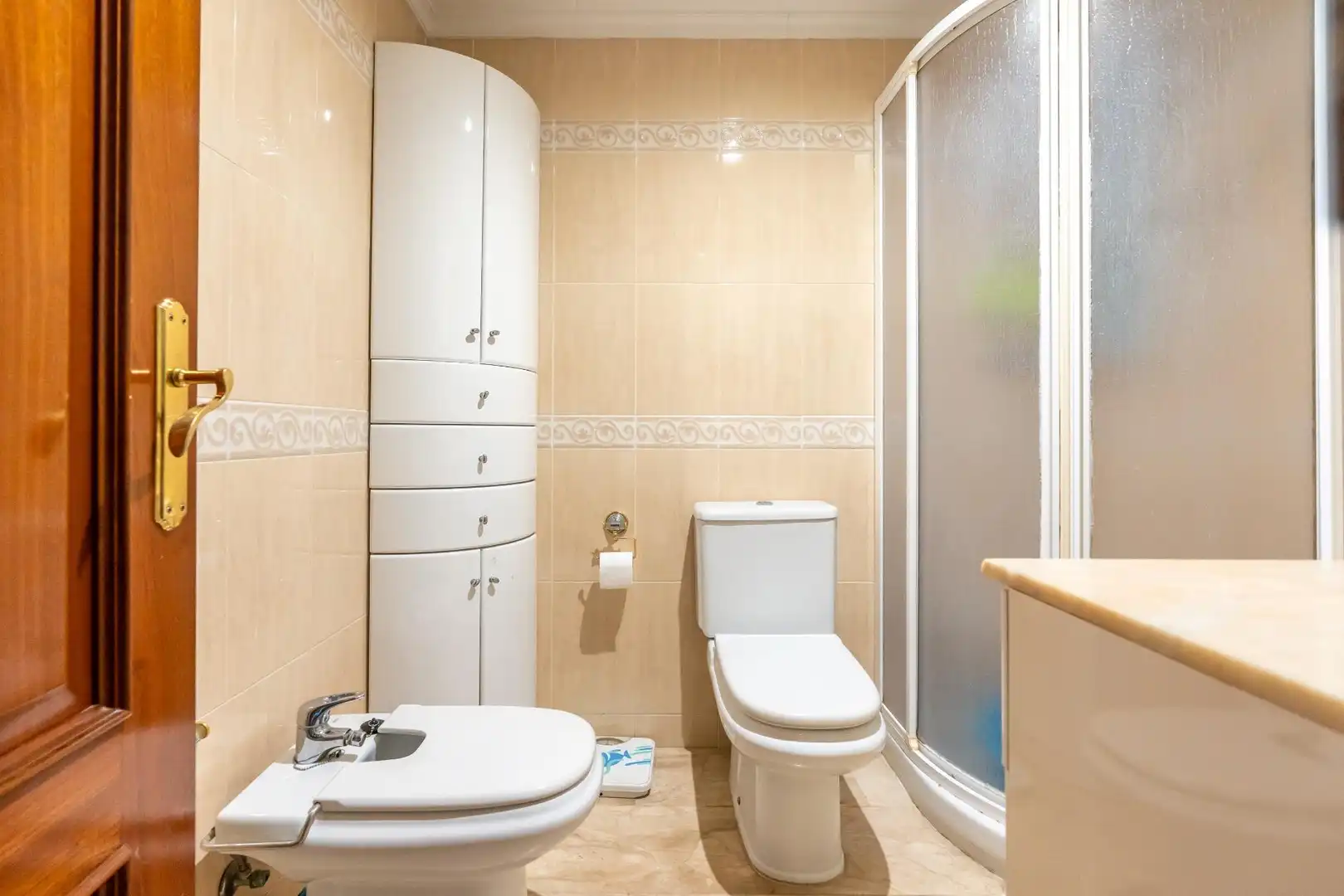 Baño de Piso en venta en Reus con Calefacción, Terraza y Balcón