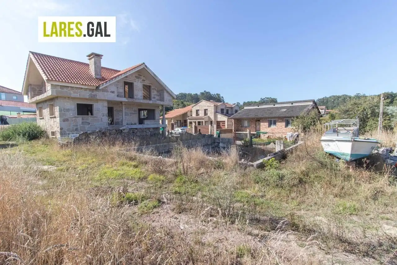 Land for sale in Bueu