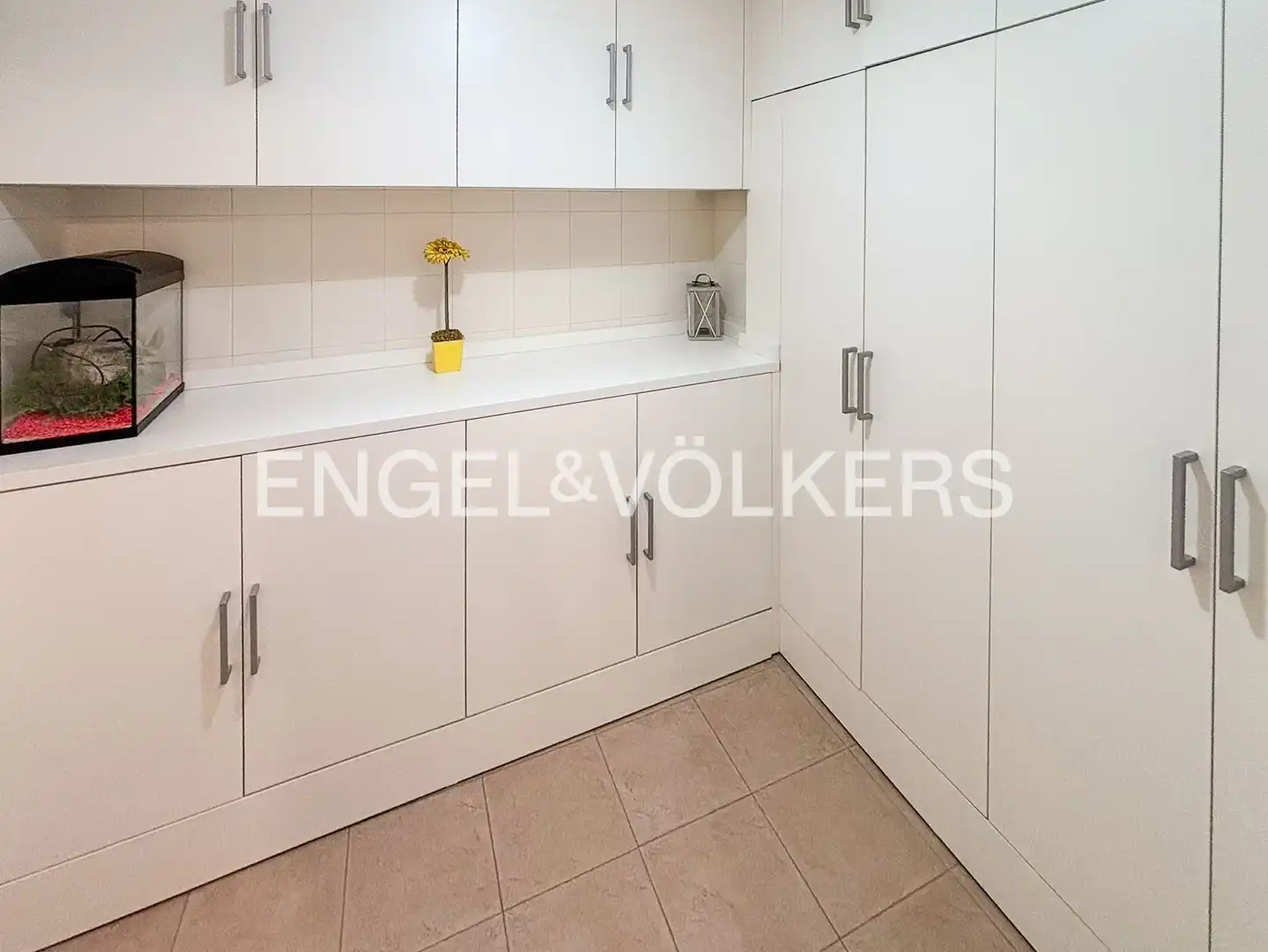 Cocina de Casa adosada en venta en Las Rozas de Madrid con Aire acondicionado, Calefacción y Jardín privado