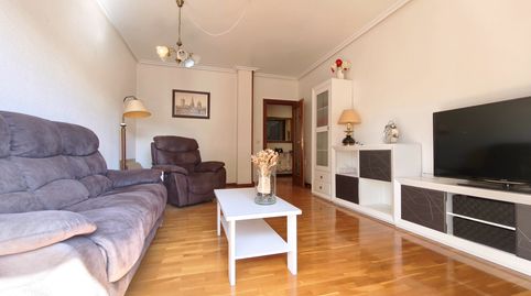 Foto 2 de Pis en venda a San Millán - Ayuntamiento, Logroño