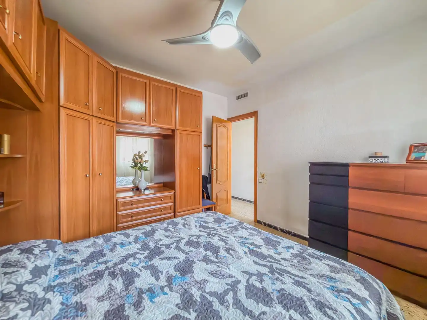 Habitación de Piso en venta en Terrassa con Aire acondicionado, Calefacción y Balcón