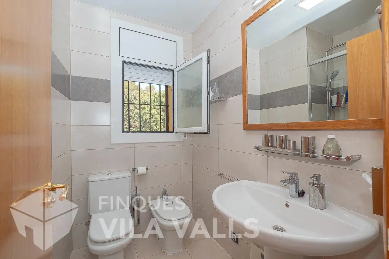 Bany de Casa o xalet en venda en Sant Quirze Safaja amb Aire condicionat