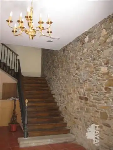 Casa adosada en venda en Ponferrada amb Parquet, Terrassa i Traster