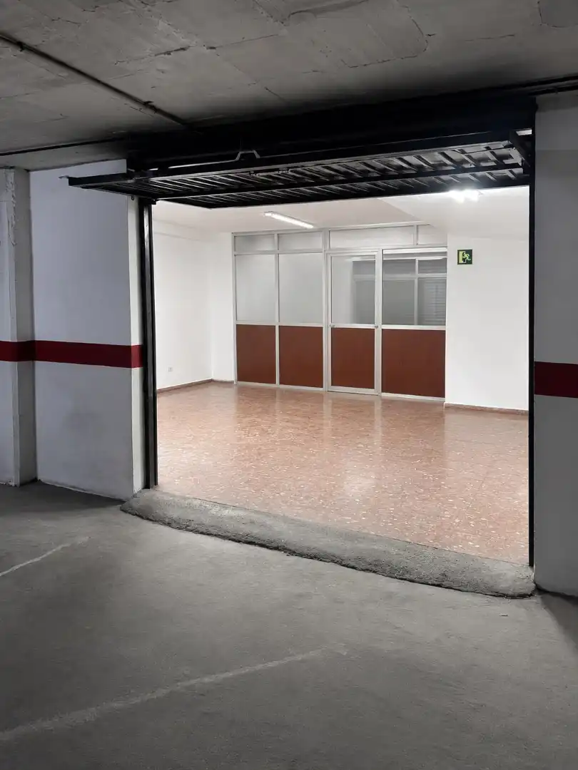 Local en venda en Málaga amb Aire condicionat