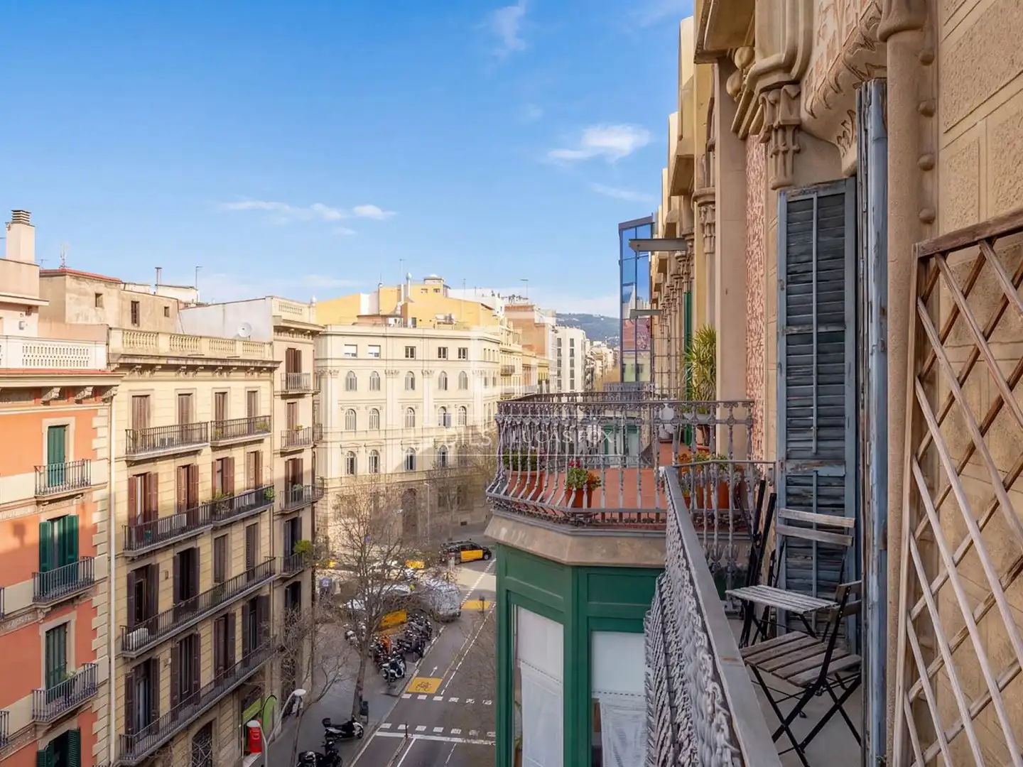 Exterior view of Flat for sale in Barcelona  with Air Conditioner, Heating and Terrace