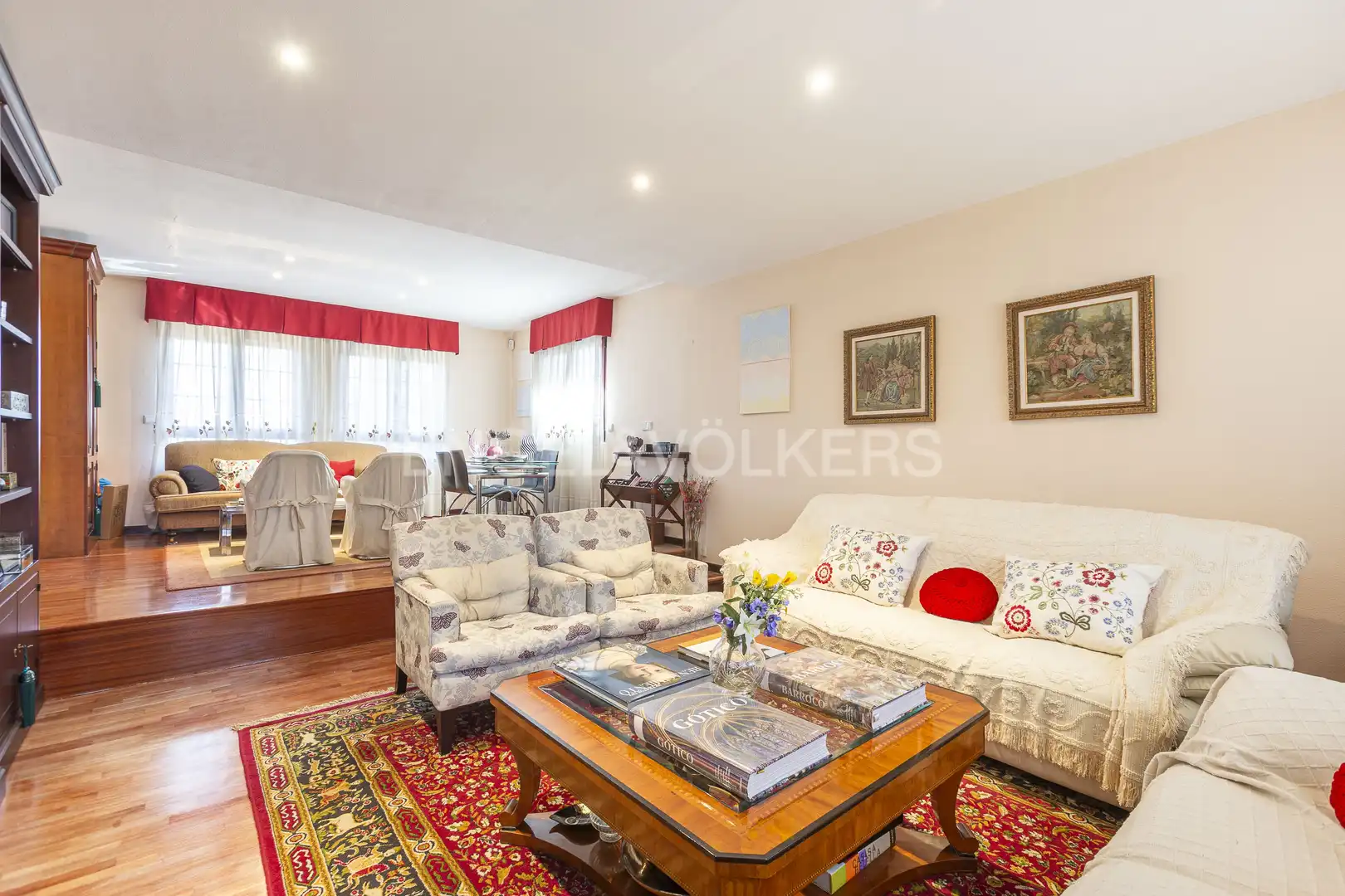 Sala de estar de Casa o chalet de alquiler en Pozuelo de Alarcón con Calefacción, Jardín privado y Parquet