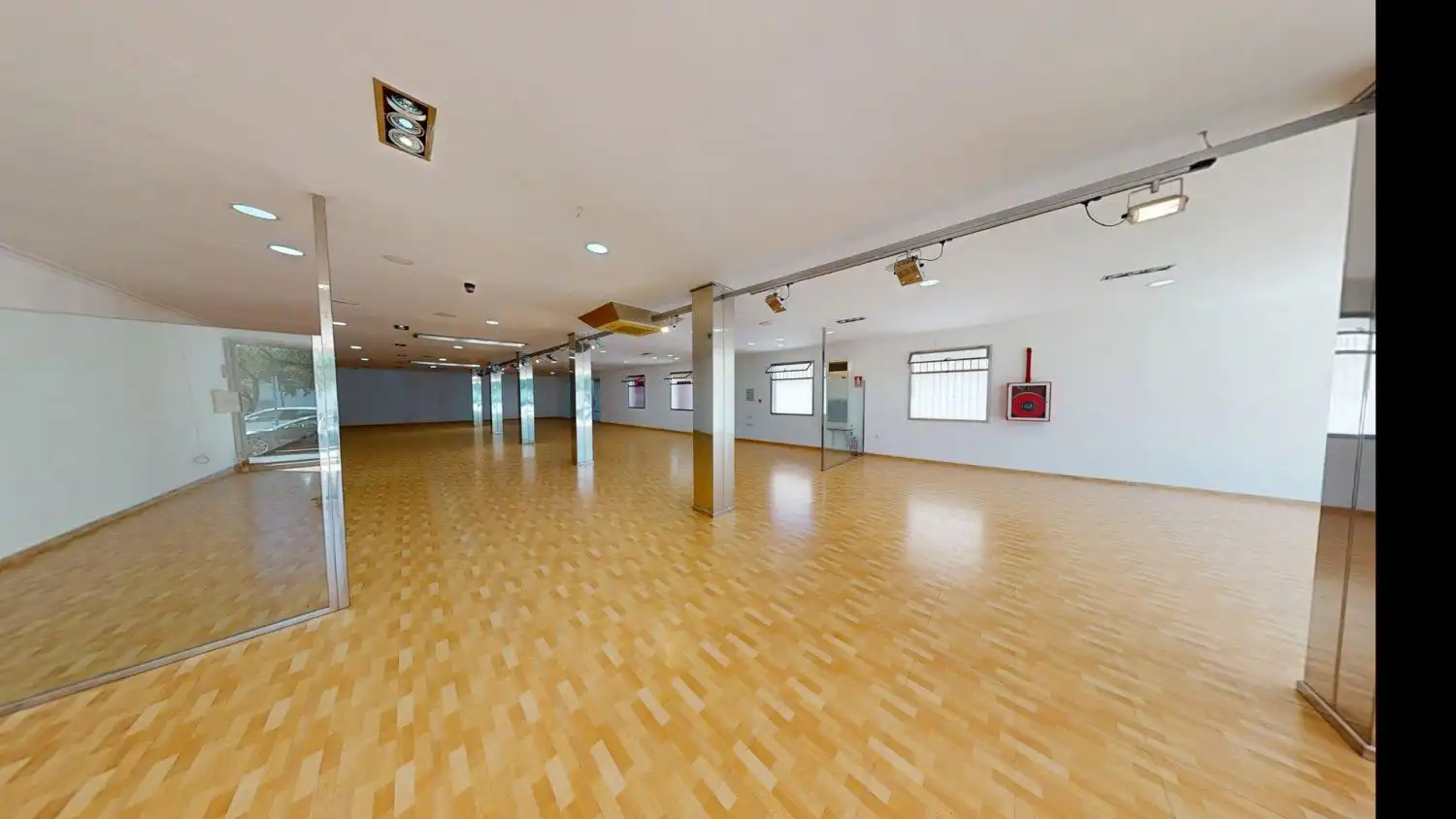Nave industrial de alquiler en La Rinconada