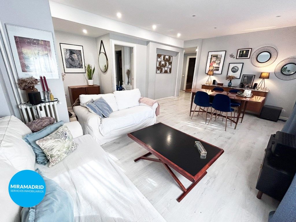 Flat for sale in  Madrid Capital  with Air Conditioner and Heating