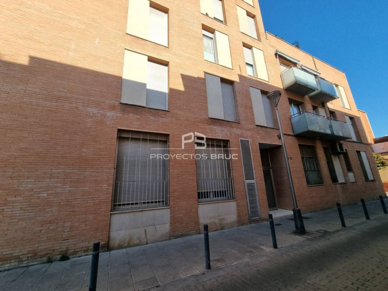 Vista exterior de Pis en venda en  Barcelona Capital amb Balcó