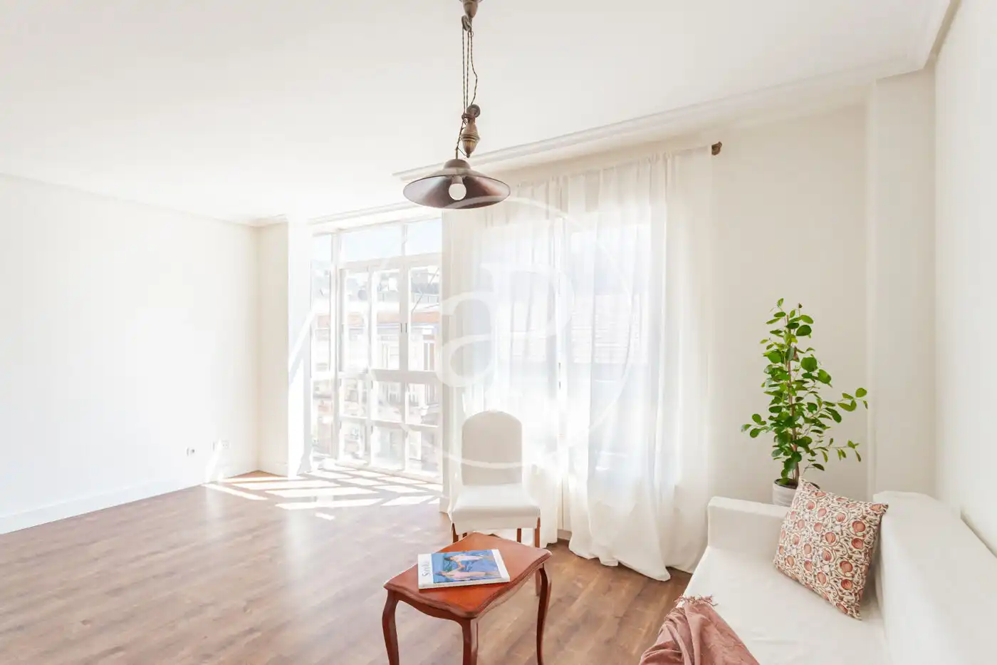 Living room of Duplexes for sale in Madrid  with Air Conditioner, Heating and Storage room