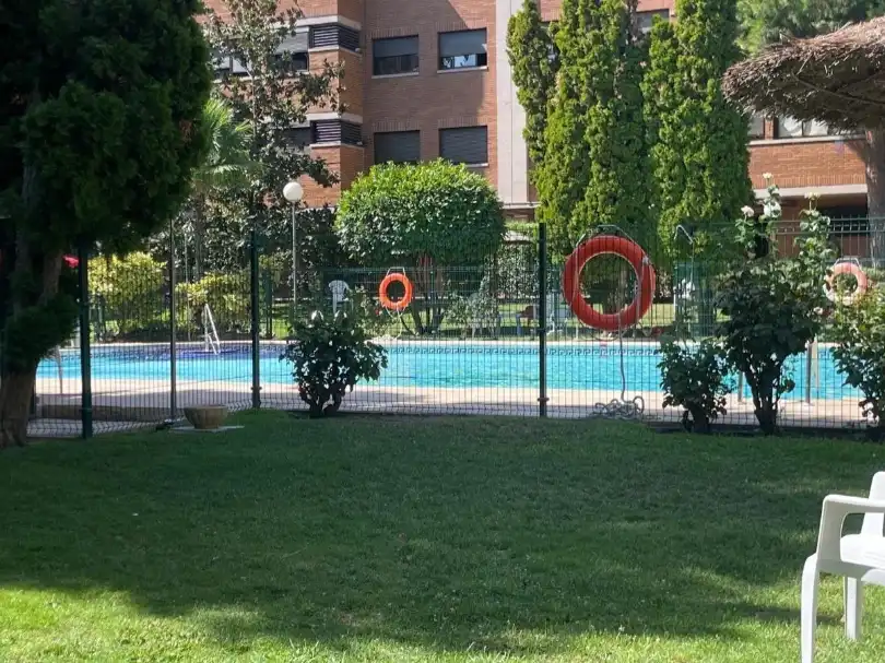 Pis amb piscina de lloguer a avenida de europa 7, imagen 3