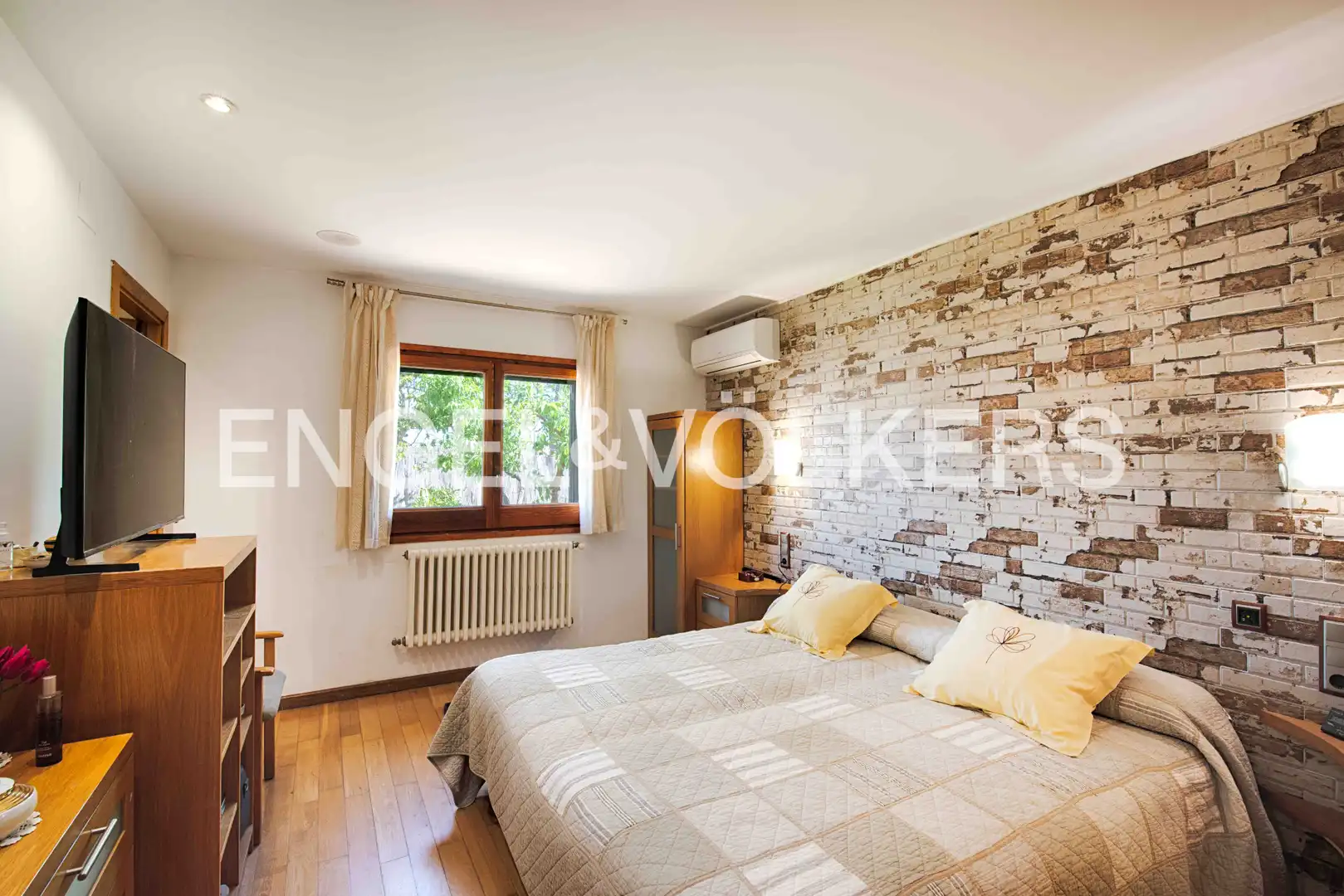 House with terrace for sale in Carrer Requesens, imagen 35
