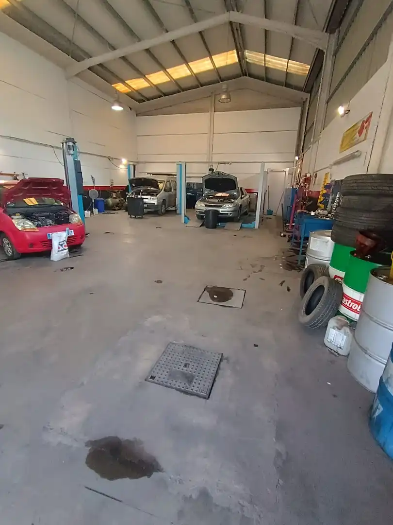 Nave industrial en venta en Villanueva del Ariscal