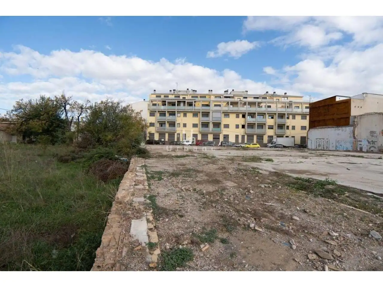 Residential land for sale in Avenida Ciudad de Almería 134