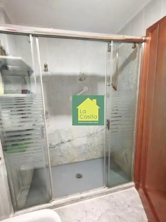 Baño de Piso en venta en Albacete con Jardín privado, Terraza y Trastero