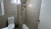 Bathroom of Flat for sale in Dos Hermanas