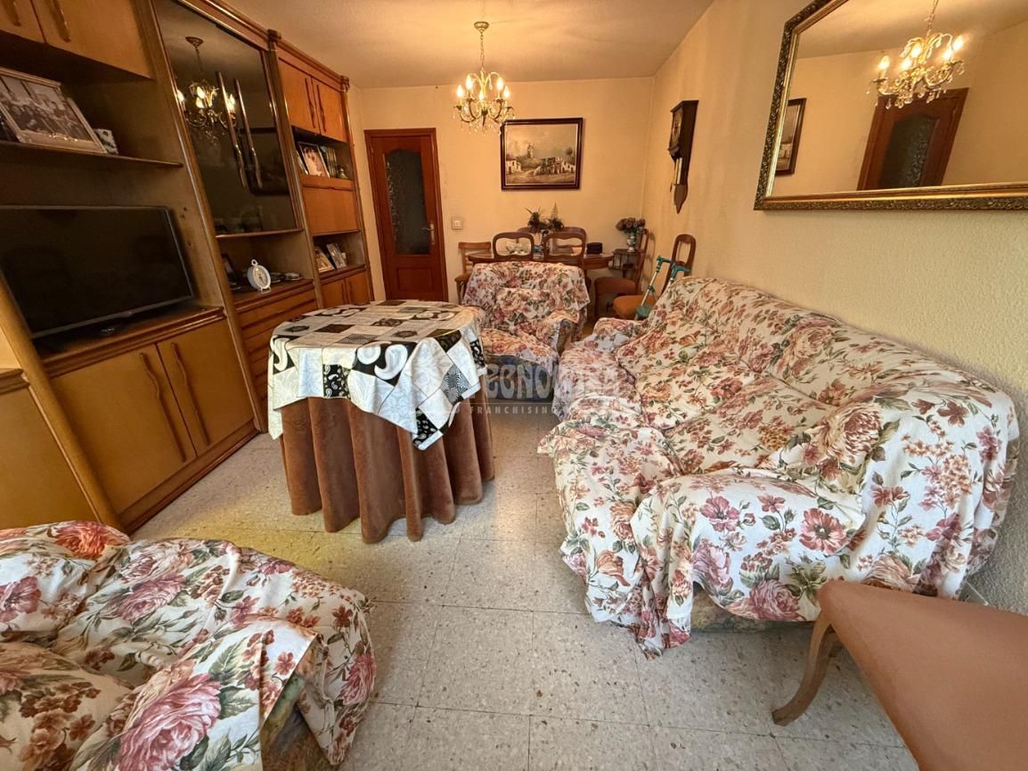 Flat for sale in Orcasitas