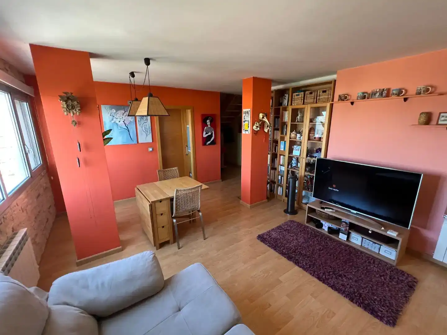 Sala d'estar de Dúplex en venda en Montblanc amb Aire condicionat, Parquet i Traster