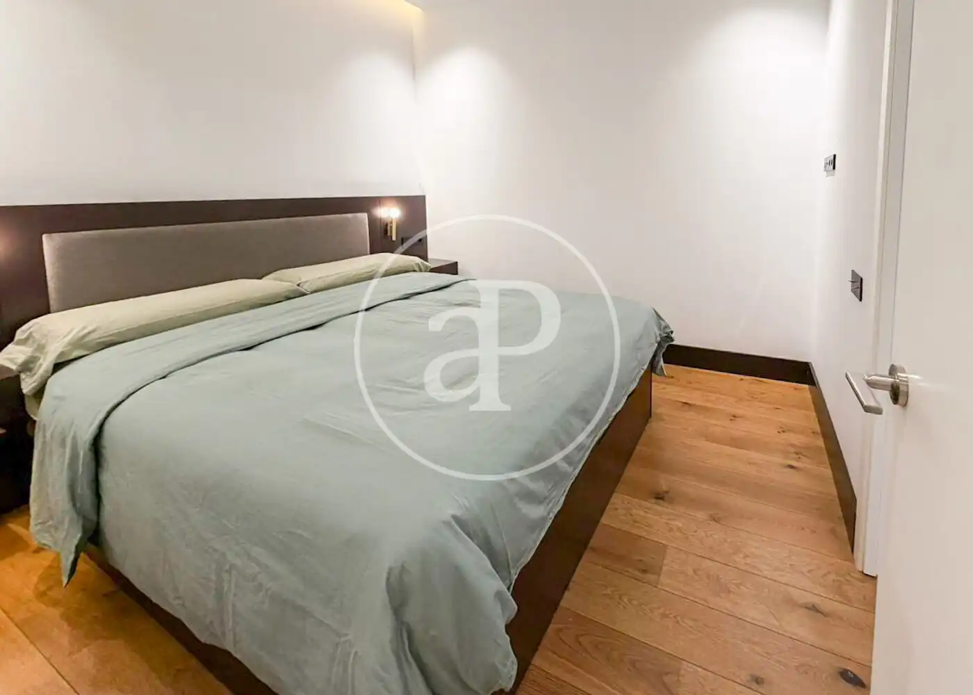 Dormitori de Pis en venda en Madrid amb Aire condicionat, Calefacció i Moblat
