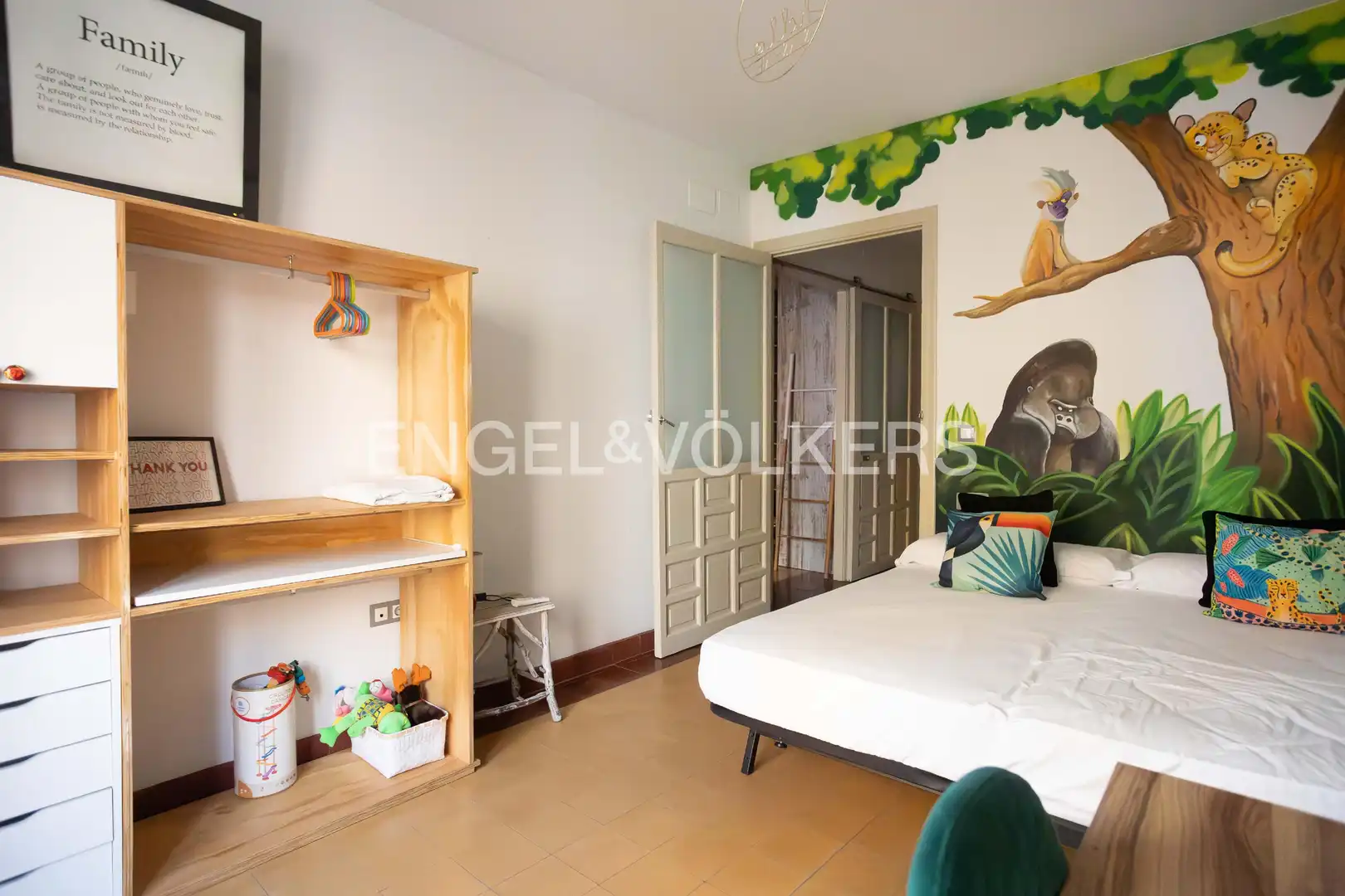 Flat with terrace to rent in Casco Antiguo, imagen 46