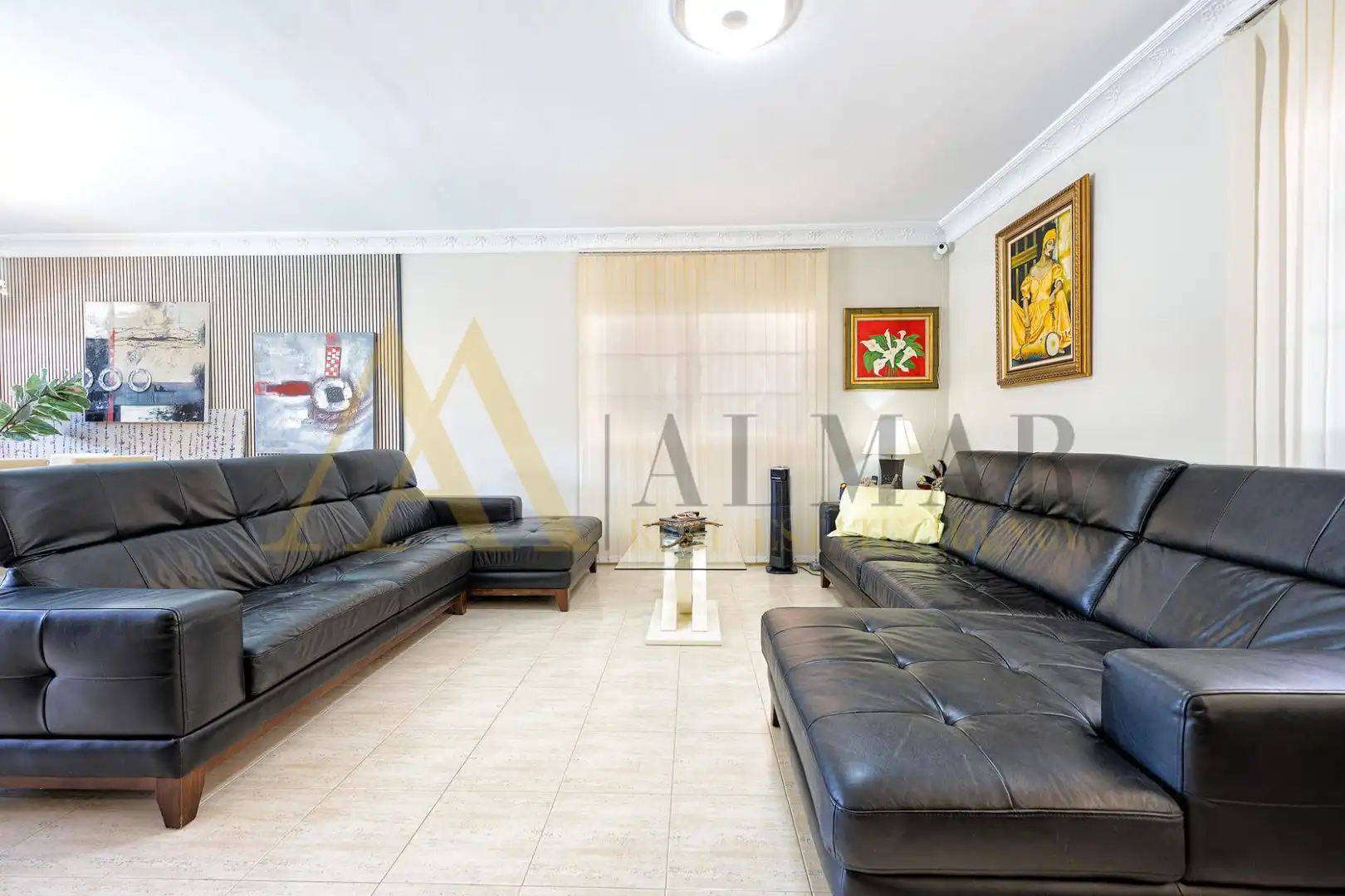 Sala d'estar de Casa o xalet en venda en Sonnenland