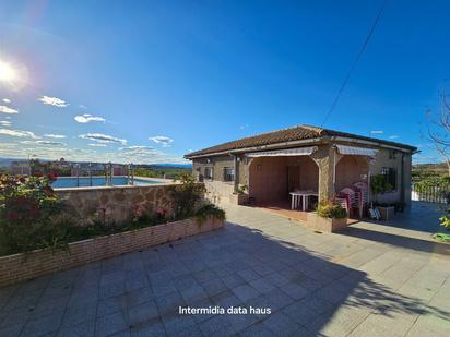 Vista exterior de Casa o xalet en venda en Vilamarxant amb Aire condicionat, Calefacció i Jardí privat