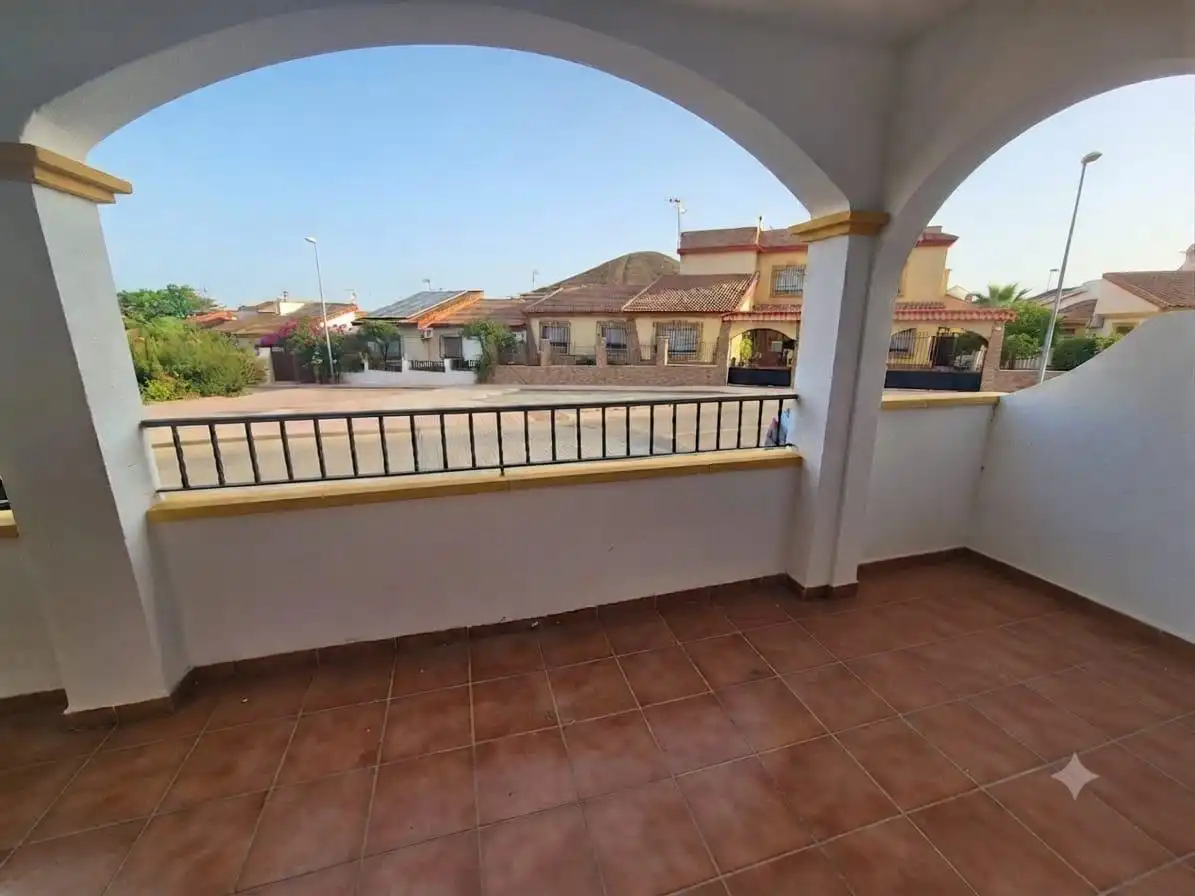 Terraza de Piso de alquiler en La Unión con Amueblado, Balcón y Alarma