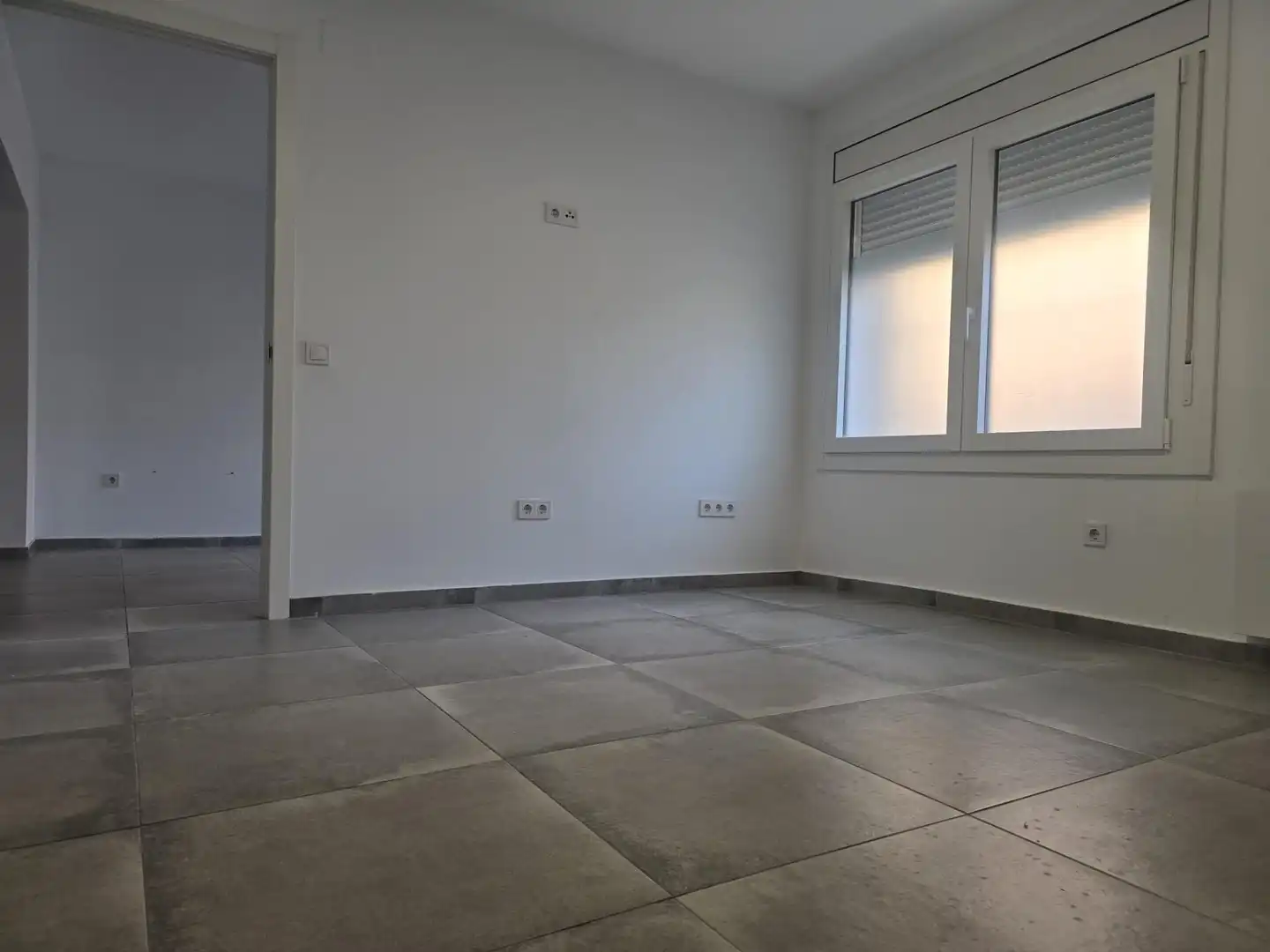 Planta baixa en venda a Carrer SARDA DE, Eixample