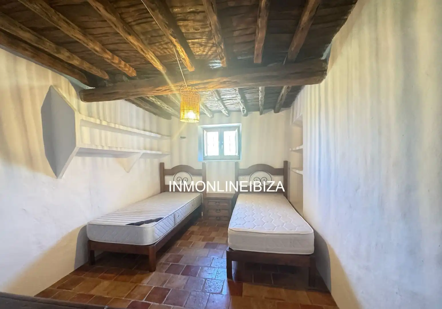 Haus oder Chalet zur Miete in Sant Joan de Labritja mit Privatgarten, Terrasse und Schwimmbad
