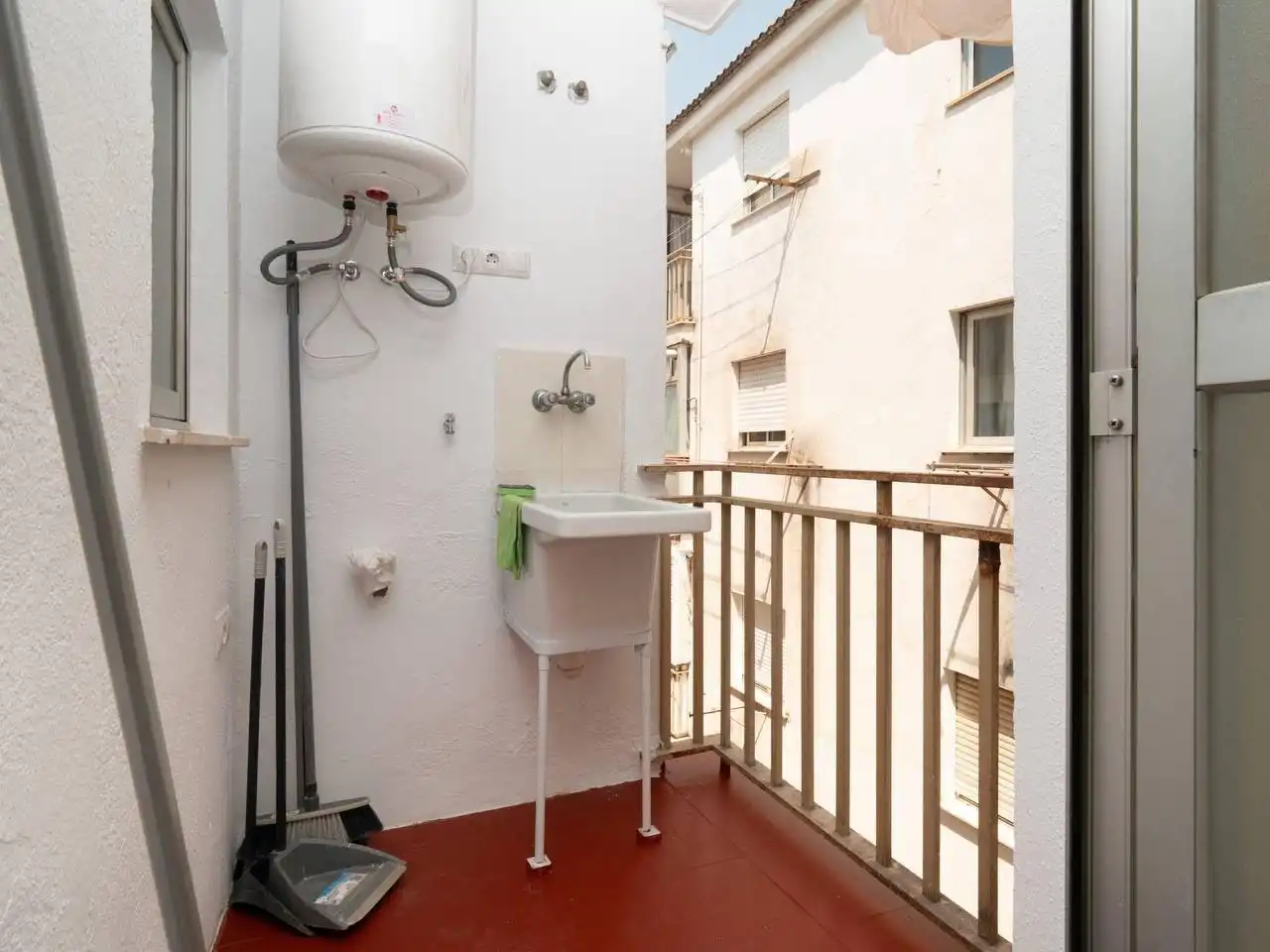 Terrasse von Wohnungen zur Miete in Burjassot mit Terrasse, Abstellraum und Balkon