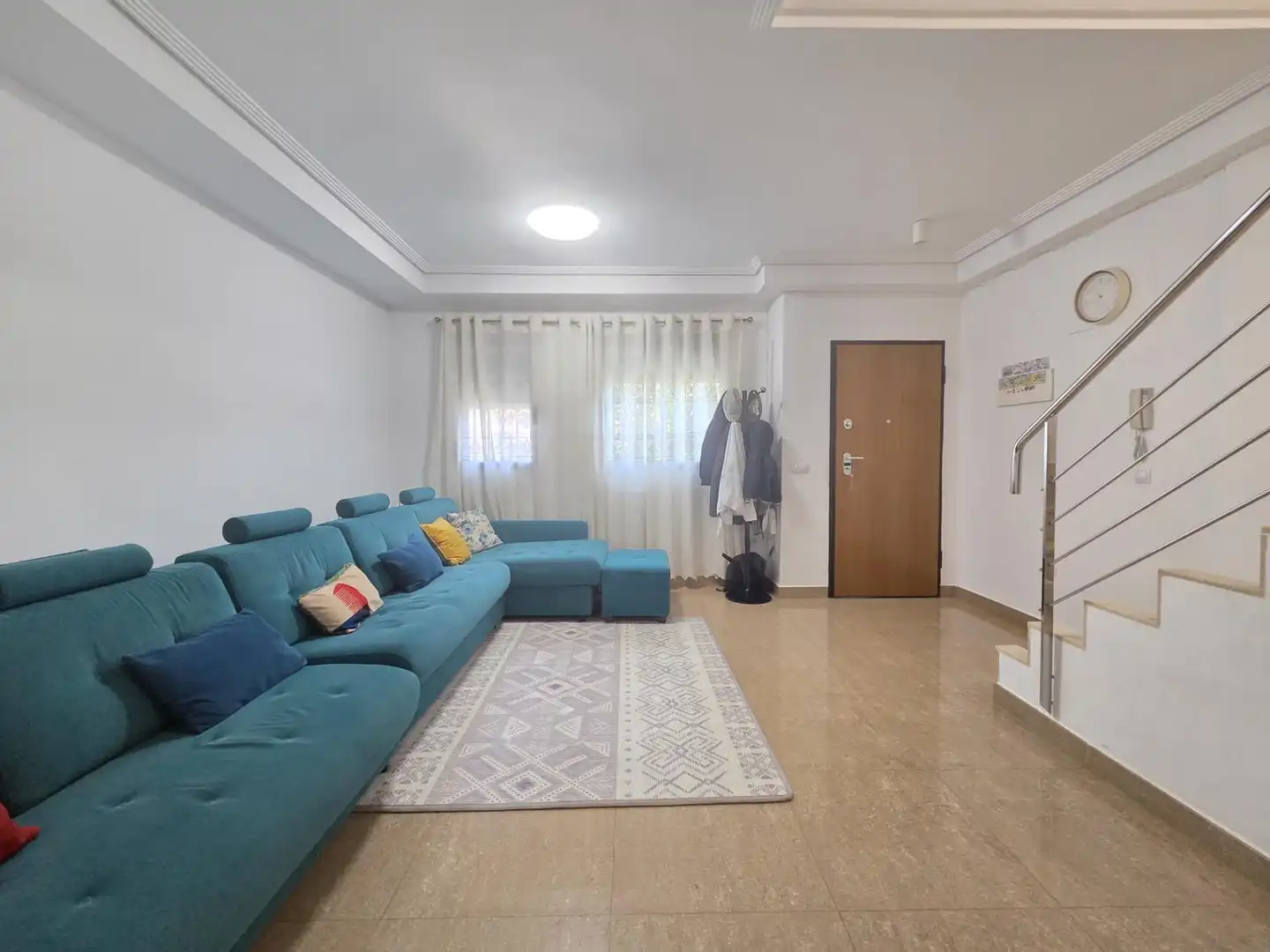 Sala de estar de Casa adosada en venta en Bellreguard con Aire acondicionado, Calefacción y Terraza