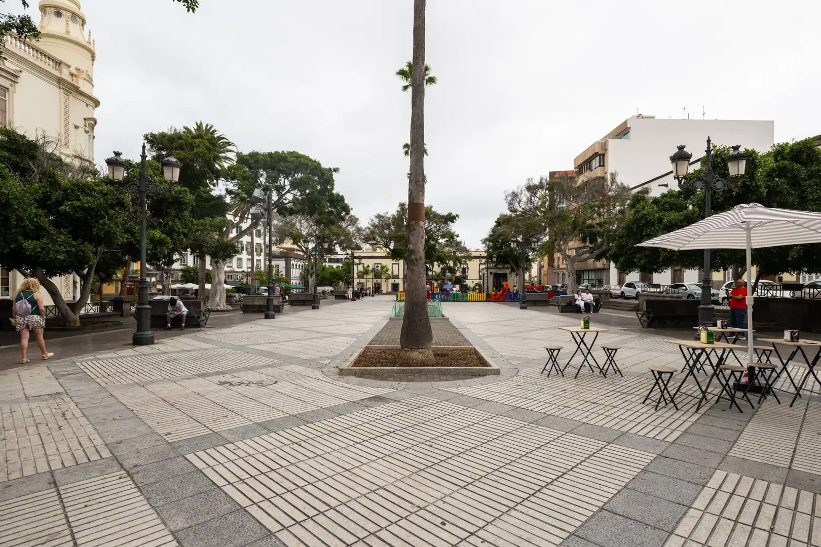 Vista exterior de Piso de alquiler en Las Palmas de Gran Canaria con Parquet
