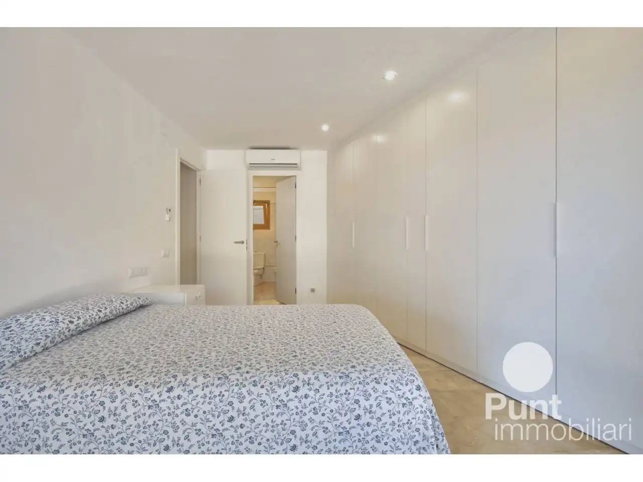 Dormitori de Casa o xalet en venda en Premià de Dalt amb Aire condicionat, Calefacció i Jardí privat
