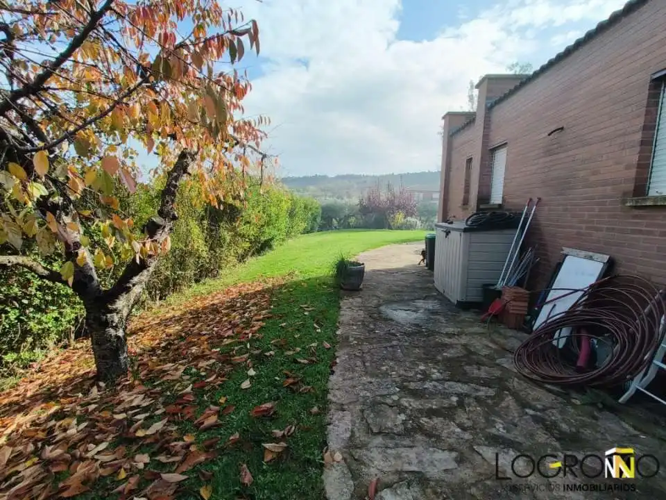 Casa o xalet en venda a Alberite