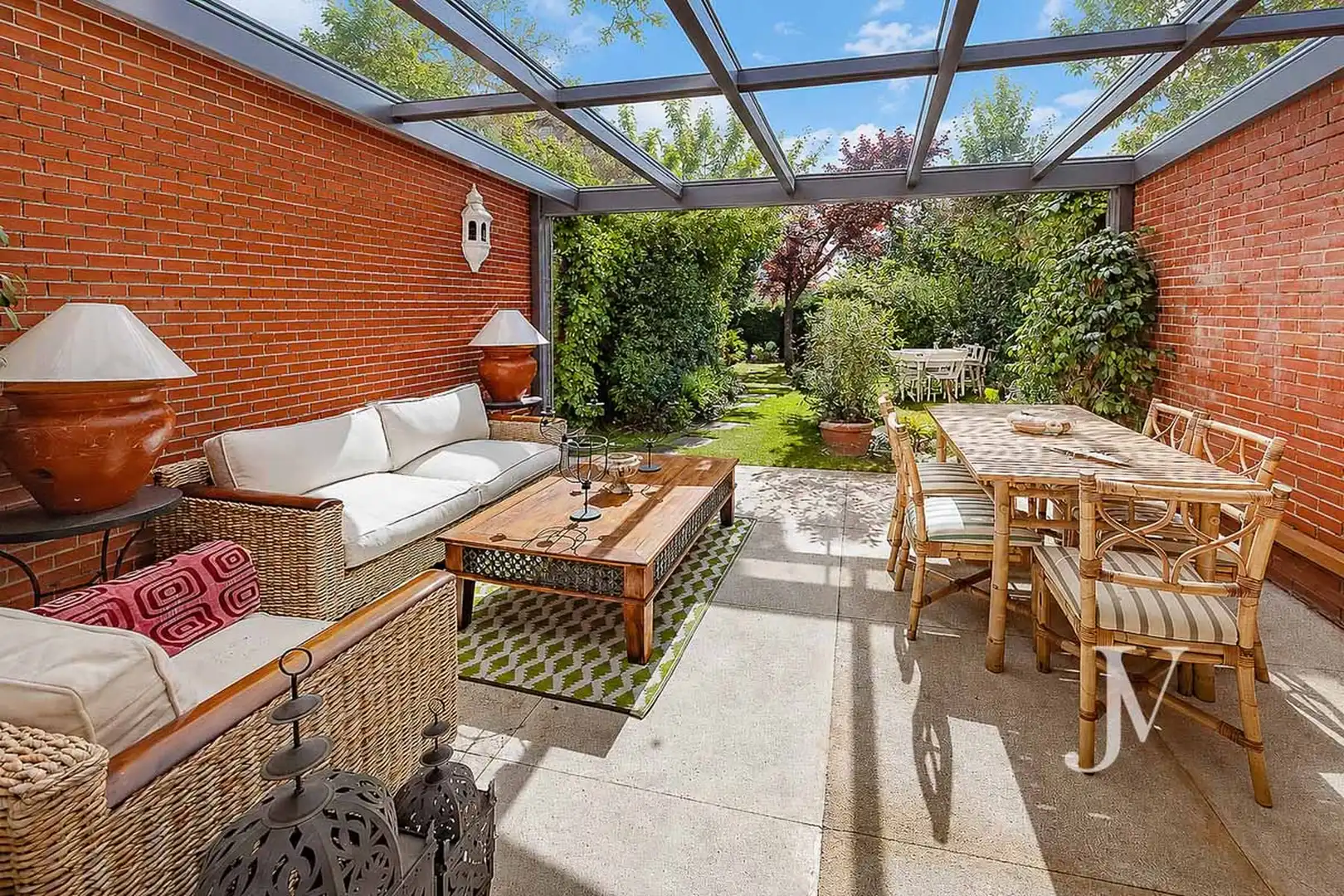 Terrassa de Casa adosada de lloguer en Madrid amb Aire condicionat, Calefacció i Jardí privat