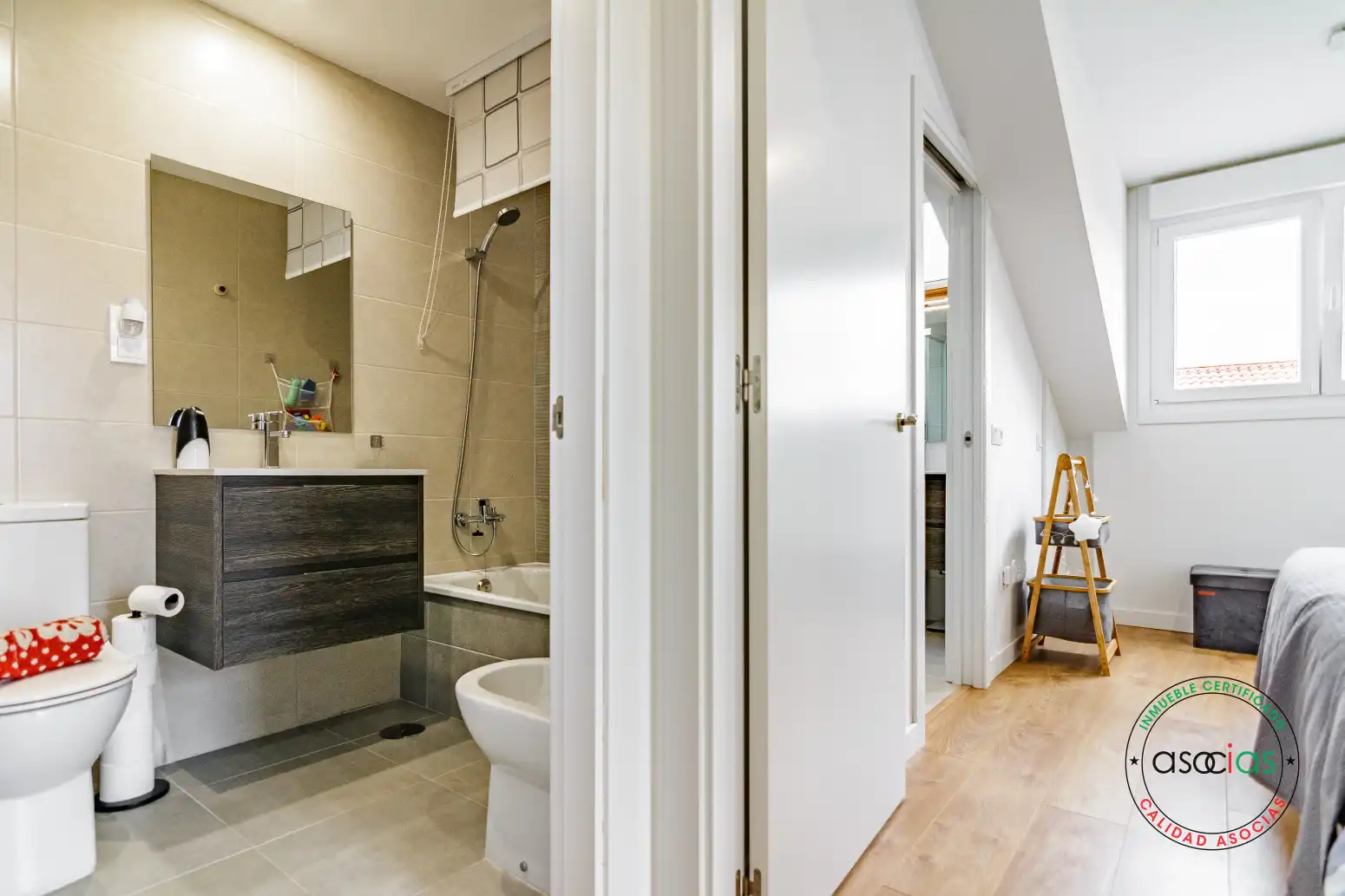 Bathroom of Detached homes for sale in Siero  with Heating, Private garden and Storage room