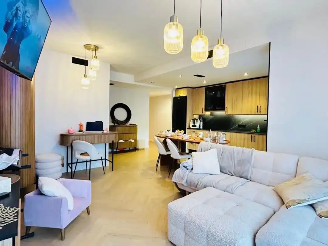 Wohnzimmer von Wohnung zur Miete in Zona Papa Luna - Platja del Gurugú